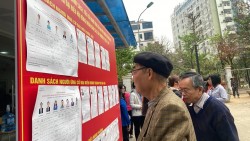 Bầu cử đại biểu Quốc hội 2026: Cử tri cả nước tích cực tham gia bầu cử từ sáng sớm
