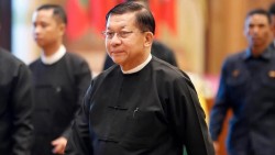 Myanmar: Cuộc chuyển giao quyền lực