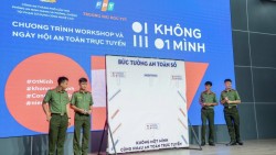 Không một mình – Cùng nhau an toàn trực tuyến