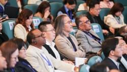 Giáo dục - Chìa khóa cho cuộc chiến chống biến đổi khí hậu