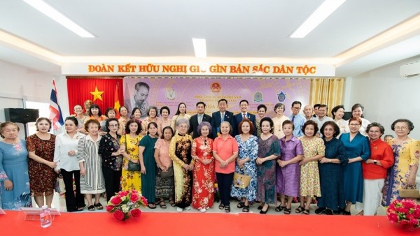 Preserving Vietnamese in Northeastern Thailand: From the first class to a journey spanning generations