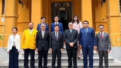 Lãnh đạo Đảng ủy Bộ Ngoại giao tiếp đoàn Đảng Chức nghiệp (Golkar) Indonesia và đoàn Đảng Công lý Nhân dân (PKR) Malaysia