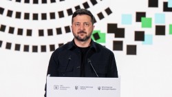Xung đột Nga-Ukraine: Tổng thống Zelensky đòi tăng áp lực lên Moscow, ông Trump lạc quan về hòa đàm