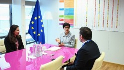 Thừa nhận đang phải trả giá cho nhiều năm coi nhẹ một chính sách, EU hé lộ tham vọng lớn