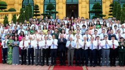 Hơn một thế kỷ song hành cùng dân tộc
