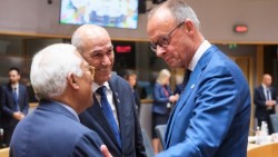 EU lục đục nội bộ vì chuyện đối thoại với Nga