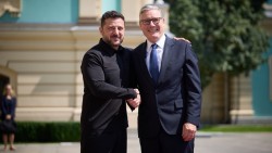 Thủ tướng Anh thăm Ukraine, mang theo 'gói quà lớn' trước ngày mãn nhiệm