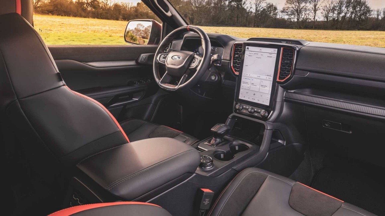 Cận cảnh chi tiết xe bán tải Ford Ranger Raptor 2022