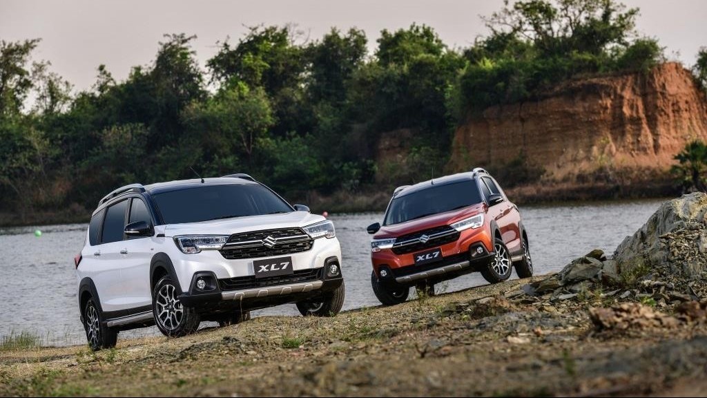 Suzuki XL7 Sport Limited mới, giá bán 639,9 triệu đồng