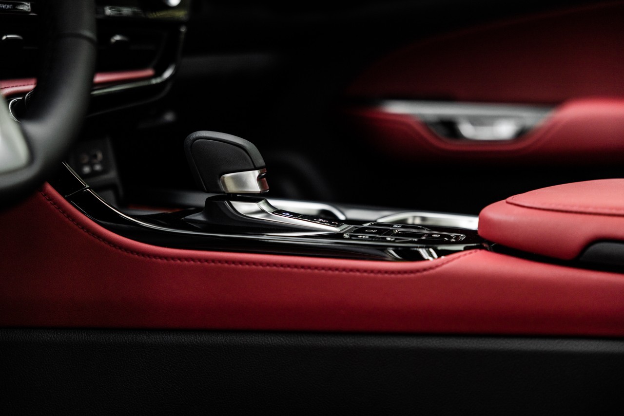 Cận cảnh chi tiết Lexus NX 2022 tại Việt Nam, giá từ 3 tỷ đồng