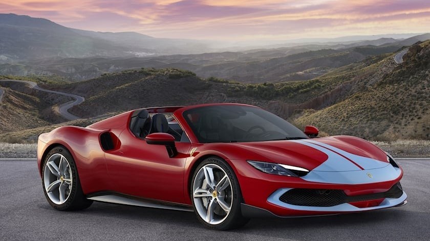 Cận cảnh siêu xe Ferrari 296 GTS công suất 819 mã lực