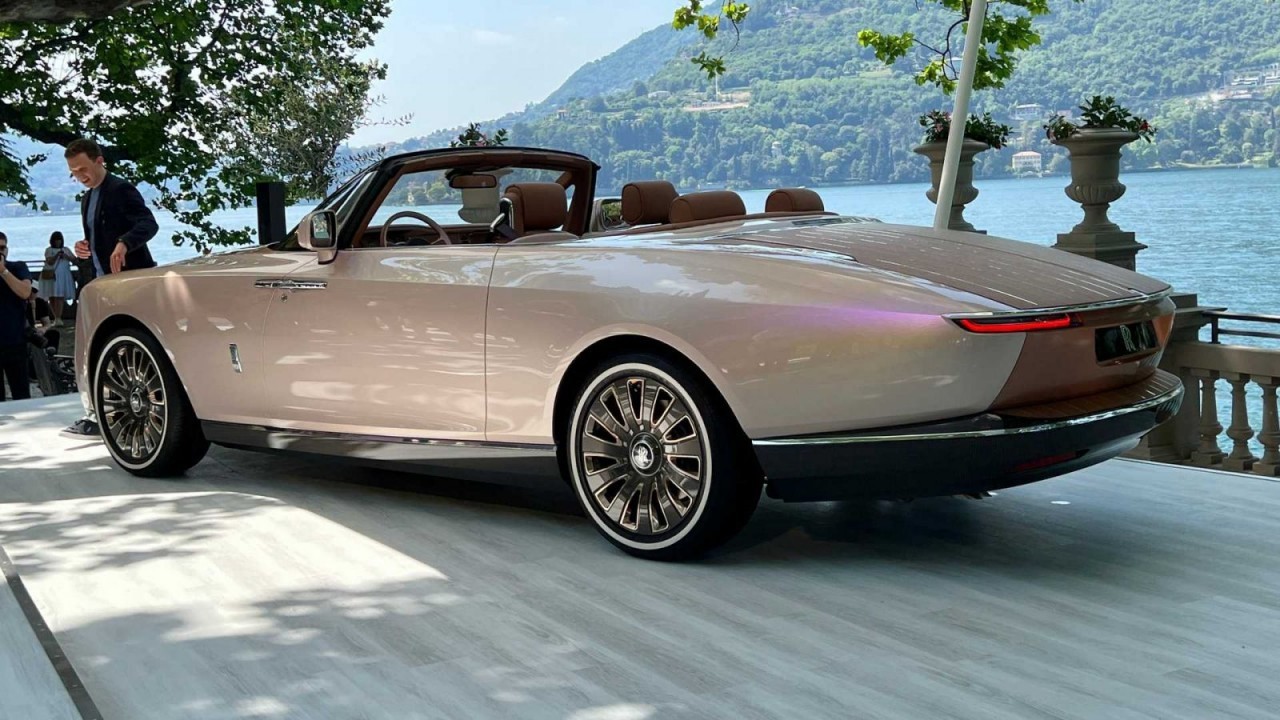 Chi tiết cận cảnh siêu xe Rolls-Royce Boat Tail thứ 2, giá 28 triệu USD Chi tiết cận cảnh siêu xe Rolls-Royce Boat Tail thứ 2, giá 28 triệu USD