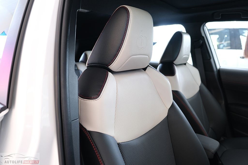 Cận cảnh Toyota Corolla Cross bản đặc biệt, giá hơn 800 triệu đồng