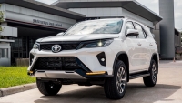 Cận cảnh Toyota Fortuner Leader tại Thái Lan, giá từ 905 triệu đồng