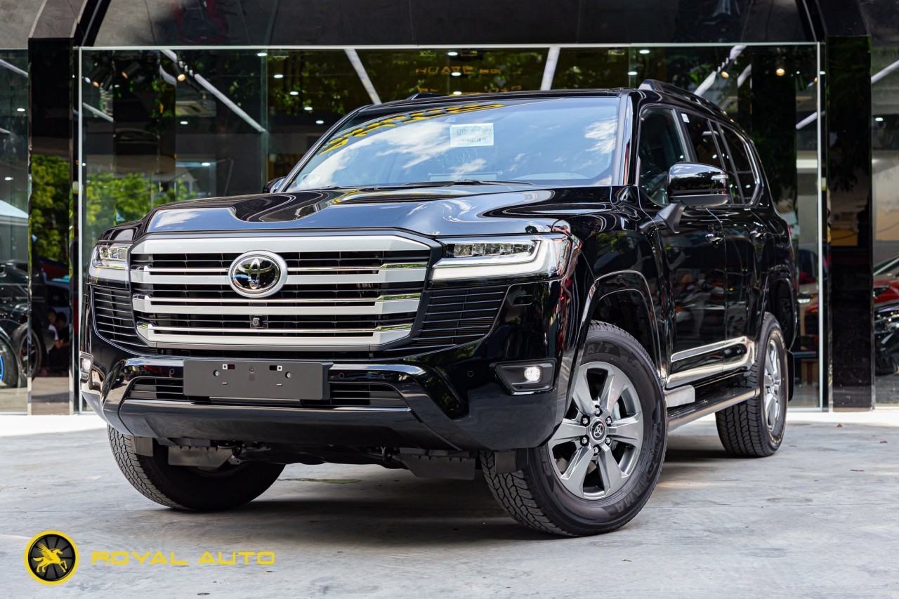 Toyota Land Cruiser LC300