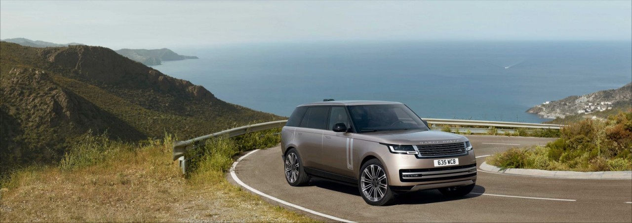 Range Rover thế hệ mới ra mắt, về Việt Nam giá hơn 10 tỷ đồng