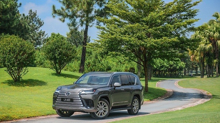 Cận cảnh chi tiết Lexus LX600 Vip tại Việt Nam, giá hơn 9 tỷ đồng