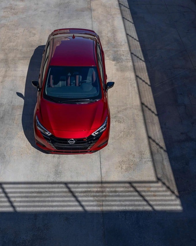 Cận cảnh chi tiết Nissan Almera 2023 vừa ra mắt Mỹ