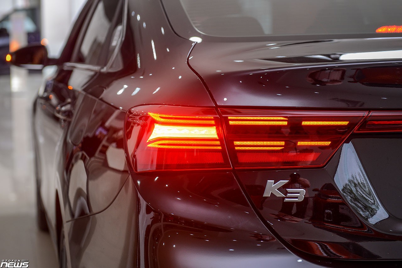 Cận cảnh chi tiết Kia K3 Premium phiên bản cao cấp nhất