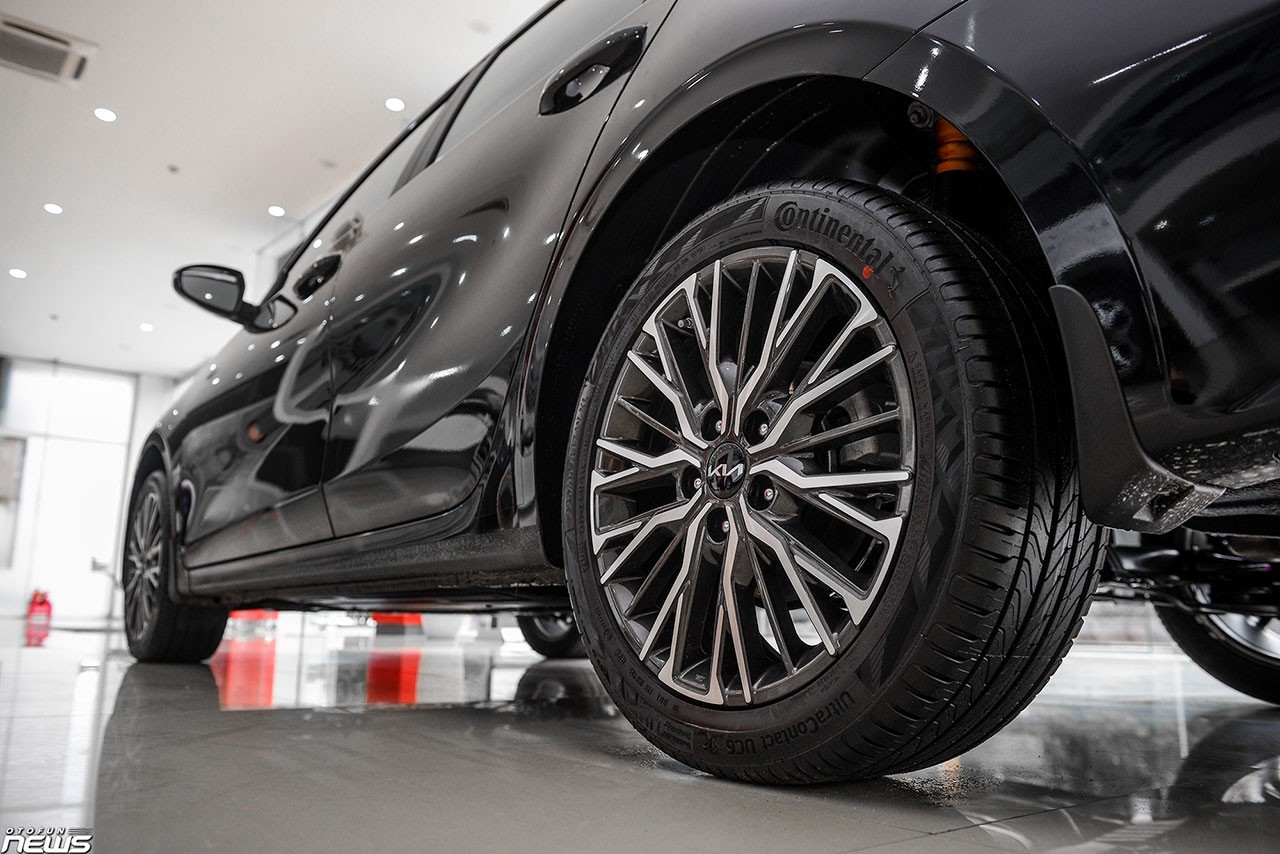 Cận cảnh chi tiết Kia K3 Premium phiên bản cao cấp nhất