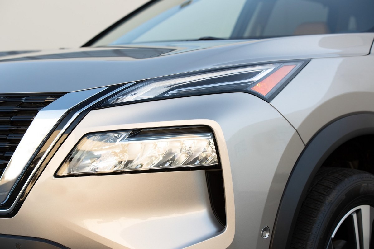 Cận cảnh Nissan X-Trail 2022 ra mắt tại Mỹ, giá từ 605 triệu đồng