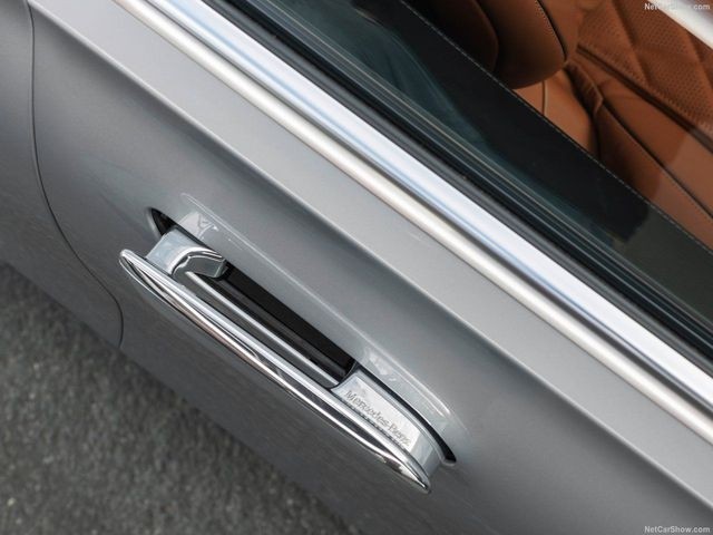 Cận cảnh Mercedes-Benz S-CLass 2022 vừa ra mắt, giá từ 5,2 tỷ đồng Cận cảnh Mercedes-Benz S-CLass 2022 vừa ra mắt, giá từ 5,2 tỷ đồng