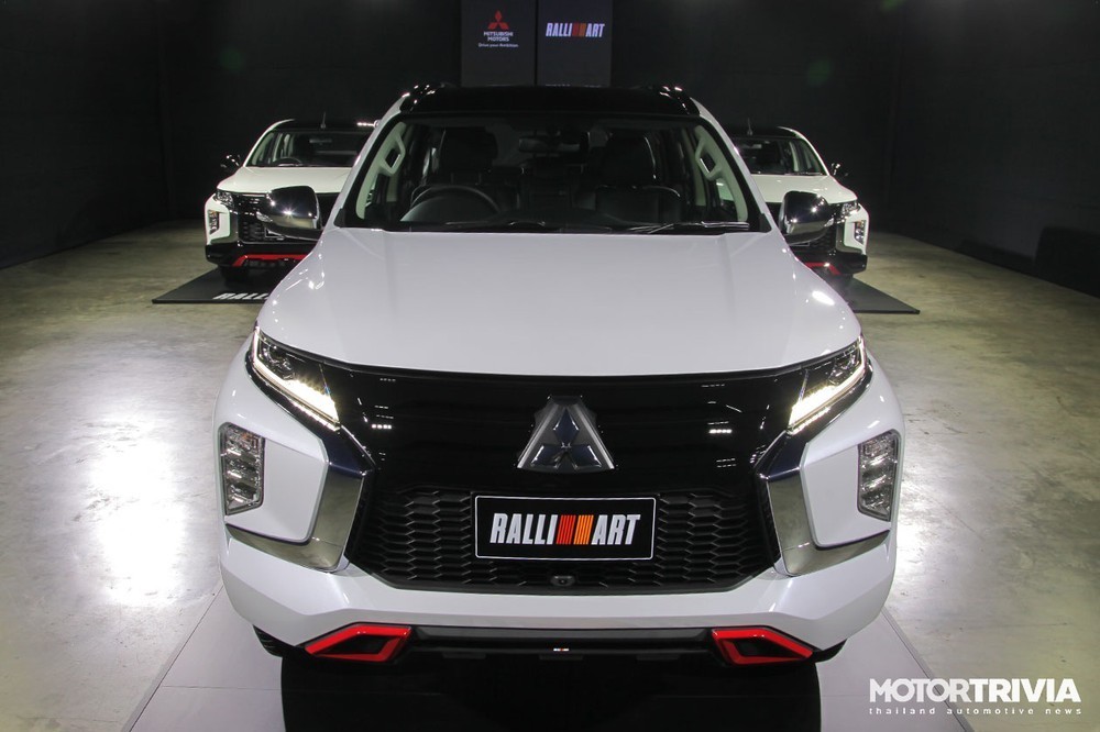 Cận cảnh Mitsubishi Pajero Sport Ralliart 2022