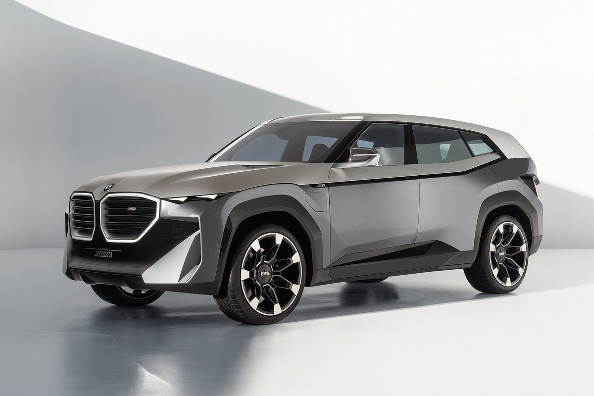 BMW XM
