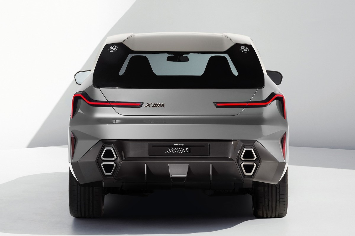 BMW XM mẫu SUV hiệu năng cao, sẽ được ra mắt năm 2022
