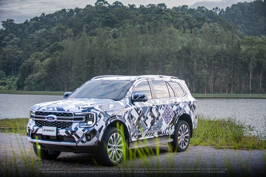 Ford Everest. Ford Everest.