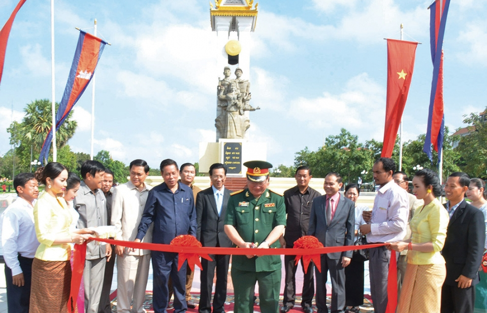 Hành động chính nghĩa, sáng ngời chủ nghĩa nhân văn