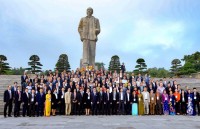 hon 100 tri thuc kieu bao tham du dien dan tri thuc tre viet nam toan cau lan thu ii