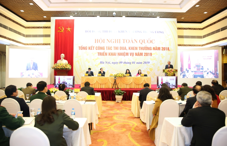 Phó Thủ tướng Trương Hòa Bình: Cần phát động phong trào thi đua đặc biệt