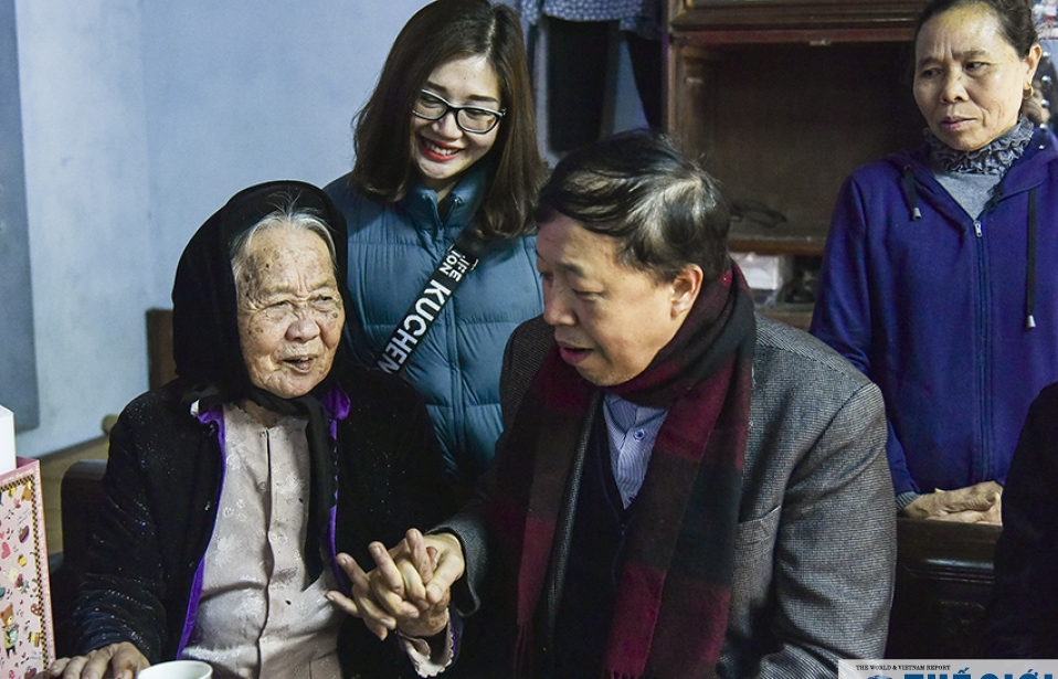 Đậm nghĩa tình qua mỗi chuyến đi