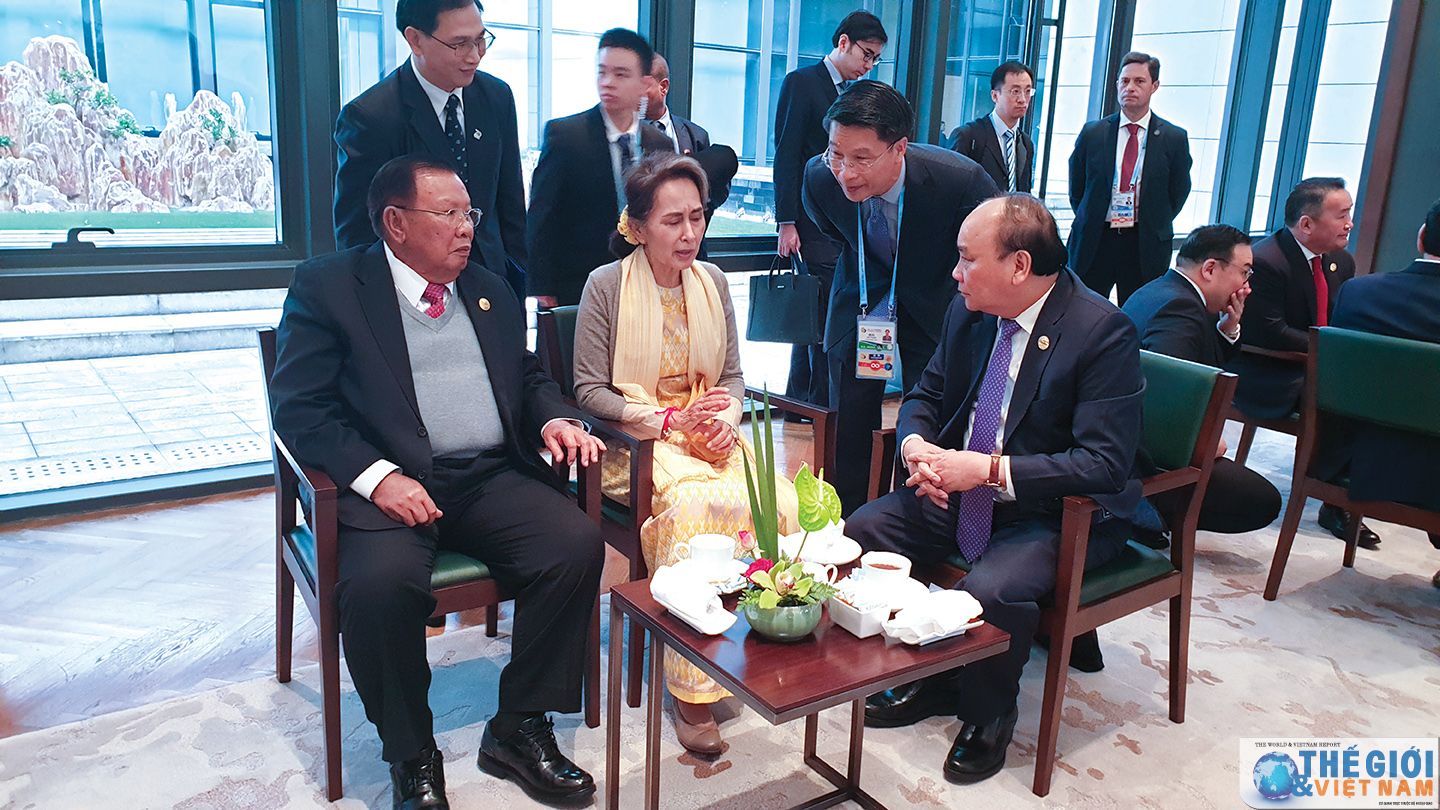 phien dich ngoai giao chuyen nhung linh dac nhiem chi nhan lenh khong thoai thac