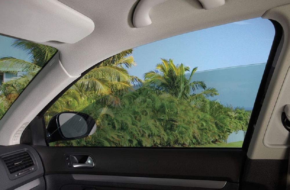 Đừng để cửa sổ hoặc cửa sổ trời mở vào những ngày này trời ẩm ướt. Đừng để cửa sổ hoặc cửa sổ trời mở vào những ngày này trời ẩm ướt.