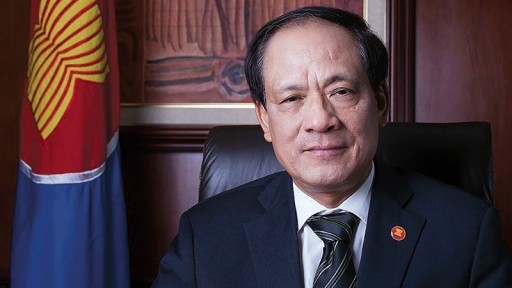 Lãnh đạo chính là hành động và làm gương!