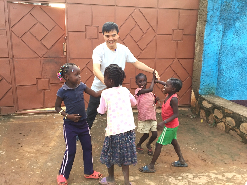 Những người lính cụ Hồ đội mũ nồi xanh nhung nguoi linh cu ho doi mu noi xanh