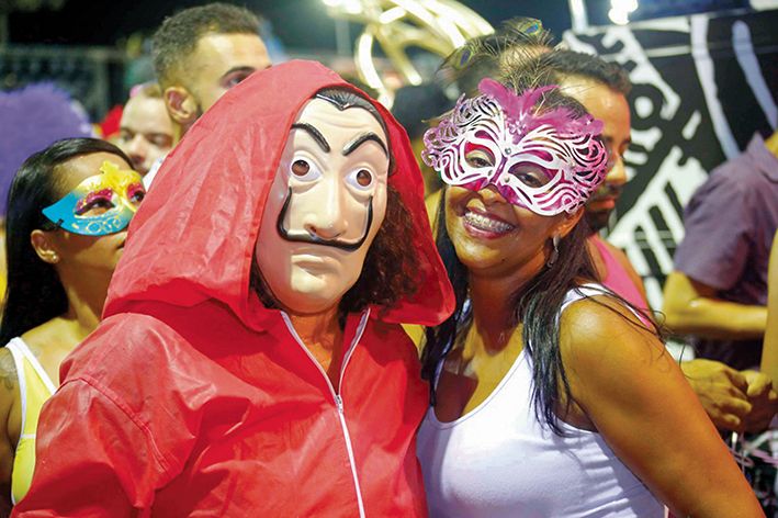 Lễ hội Carnival Brazil và khát khao được “mất trí” le hoi carnival brazil va khat khao duoc mat tri