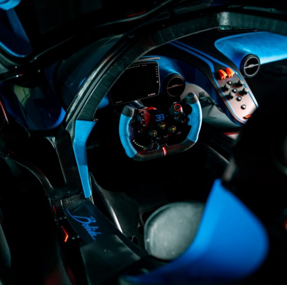 Xe Bugatti Bolide được bình chọn là hypercar đẹp nhất năm 2021