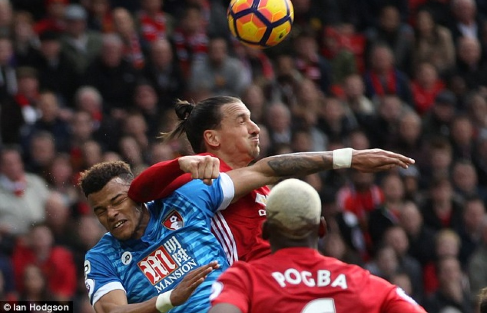 FA buộc tội, Ibrahimovic sẽ bị treo giò 3 trận