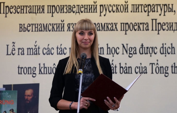 Đến Việt Nam bằng tình yêu trọn vẹn!