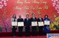 dau son lich su cua nguoi viet tai phap