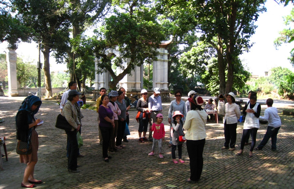 Du lịch sông Hồng vẫn chờ khởi sắc