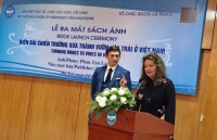 dang sau mot su tro ve