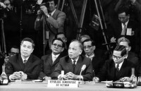 Ngoại giao: Mặt trận chiến lược trong thời kỳ chống Mỹ