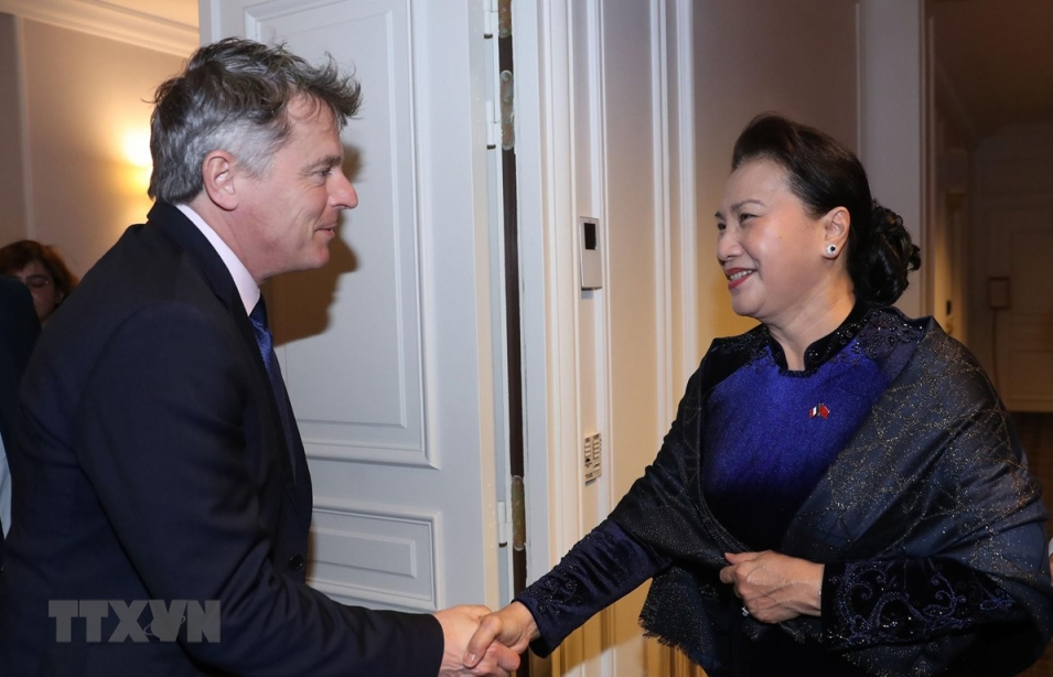 Chủ tịch Quốc hội Nguyễn Thị Kim Ngân tiếp Bí thư Đảng Cộng sản Pháp