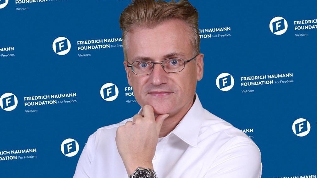 Việt Nam: 'Ngôi sao băng' vươn ra ngoài Đông Nam Á