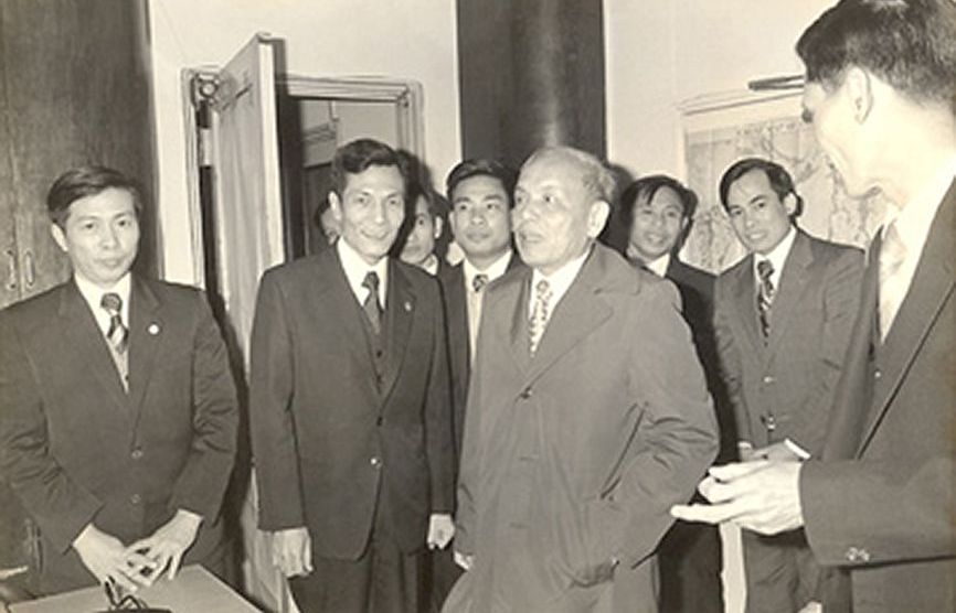 Chuyện tiếp quản Đại sứ quán sau ngày Giải phóng 30/4: Bắt đầu từ số không