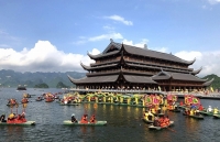 doc dao ngoi chua dat 90 tan vang gan nghin vien kim cuong dat gia o myanmar